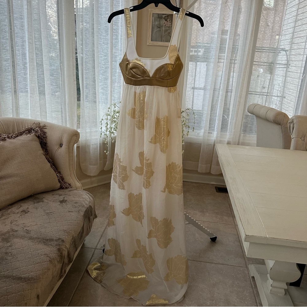 NEW DVF WHITE AND GOLD EVENING DRESS